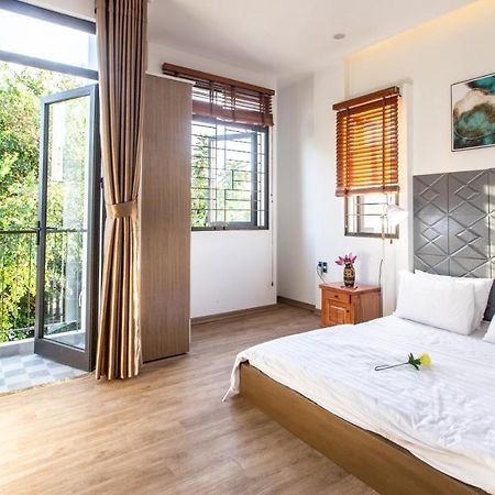 Seashine Apartment Da Nang Bagian luar foto