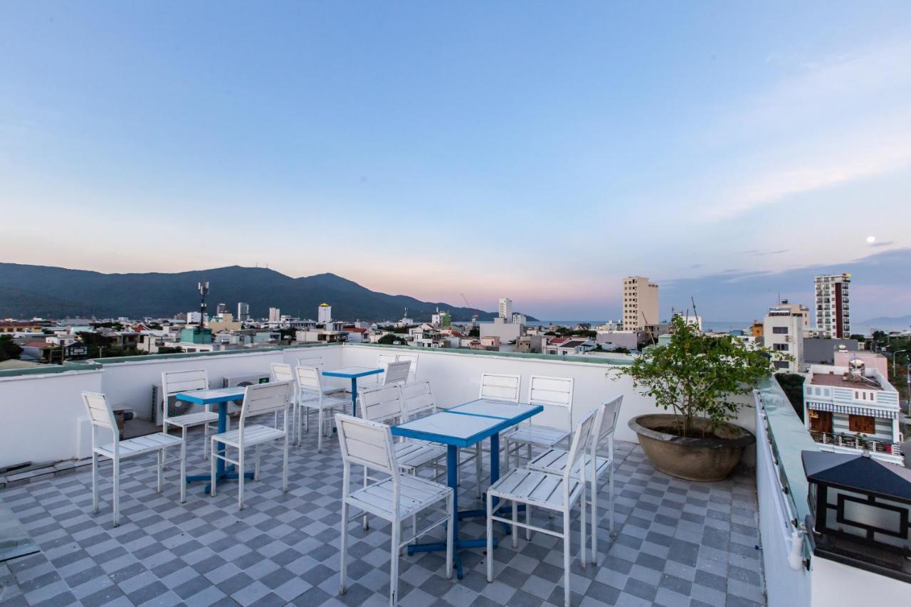 Seashine Apartment Da Nang Bagian luar foto